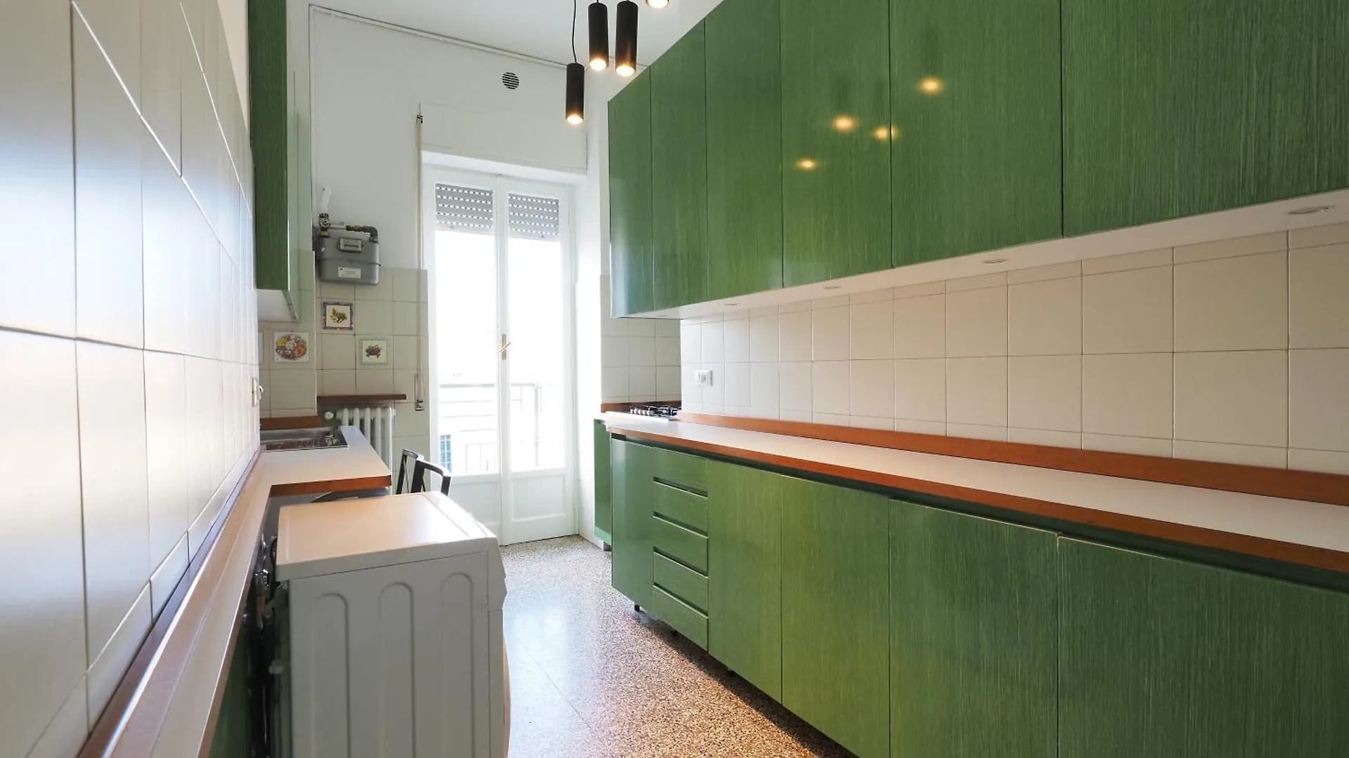 Elegant Moscova Apt Милан 0*,  Италия