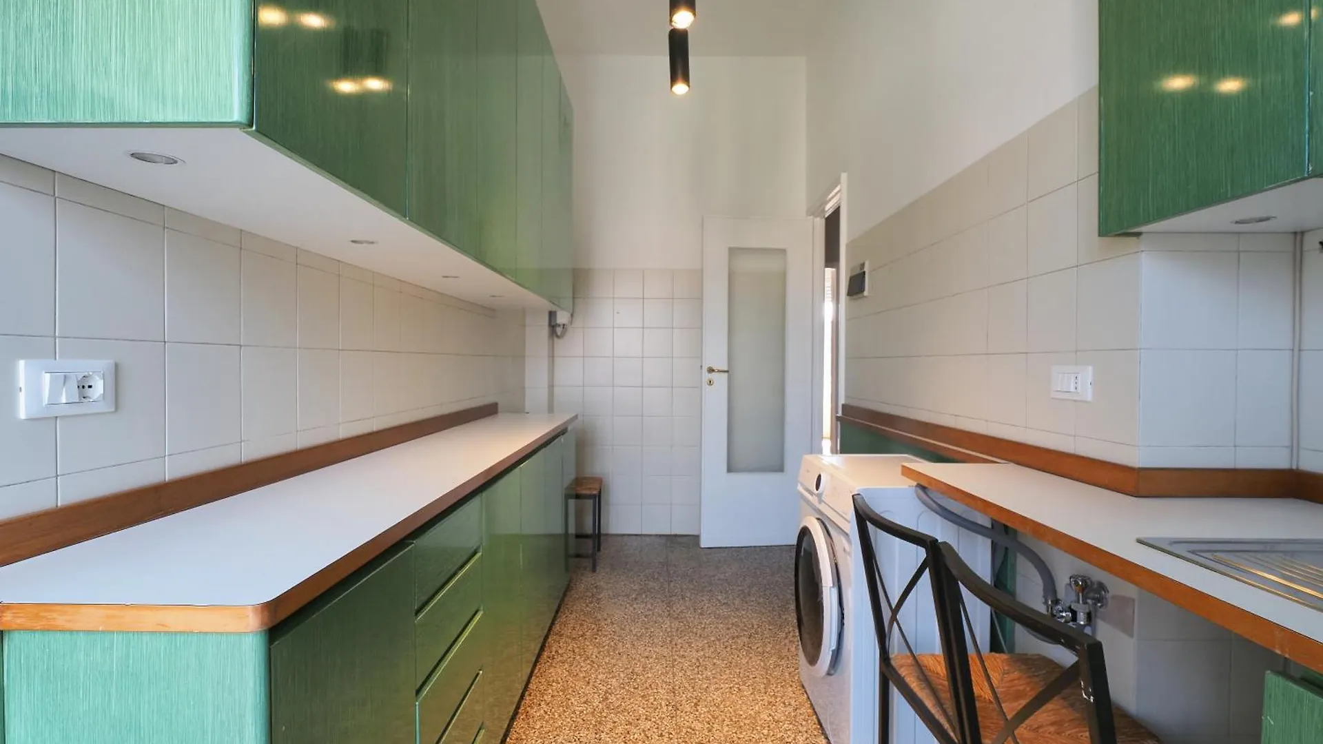 Elegant Moscova Apt Милан Италия