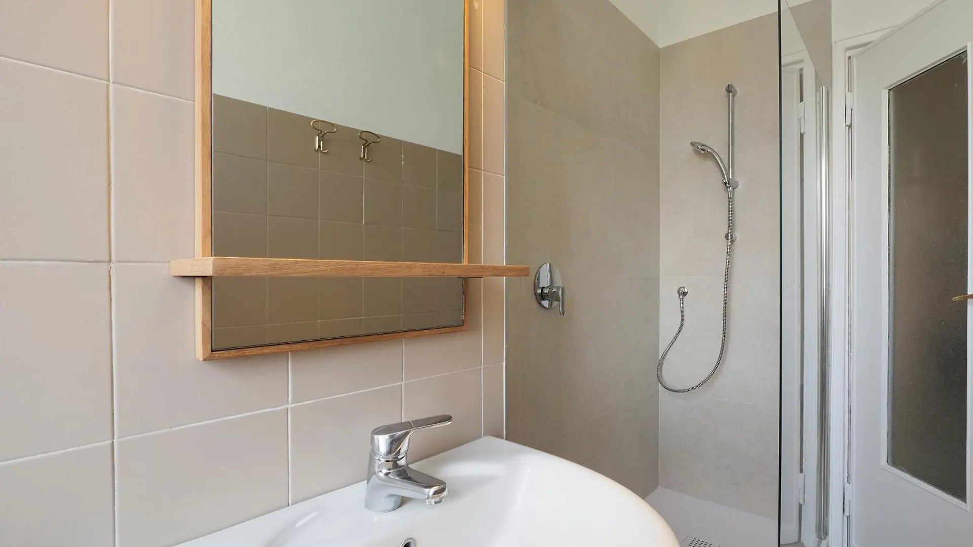 Elegant Moscova Apt Милан Апартаменты