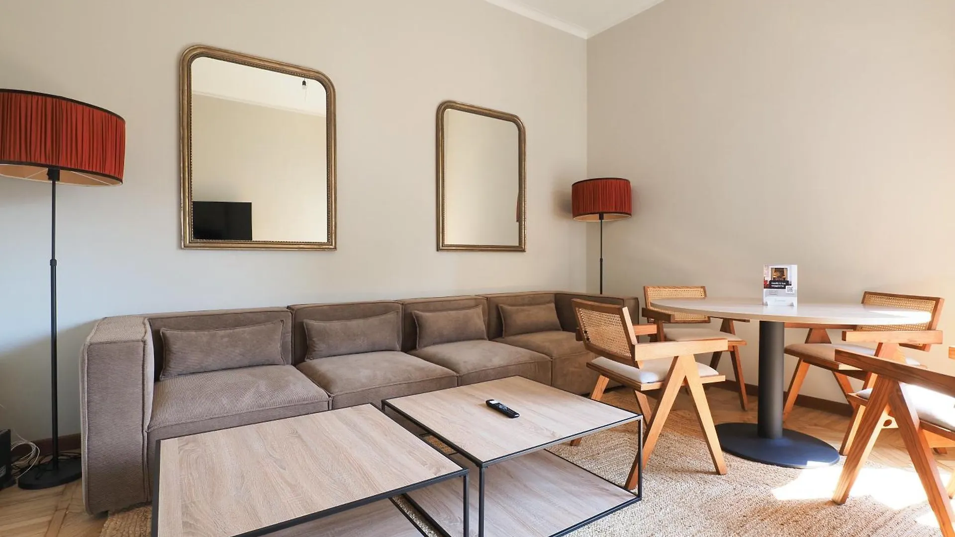 Апартаменты Elegant Moscova Apt Милан Италия