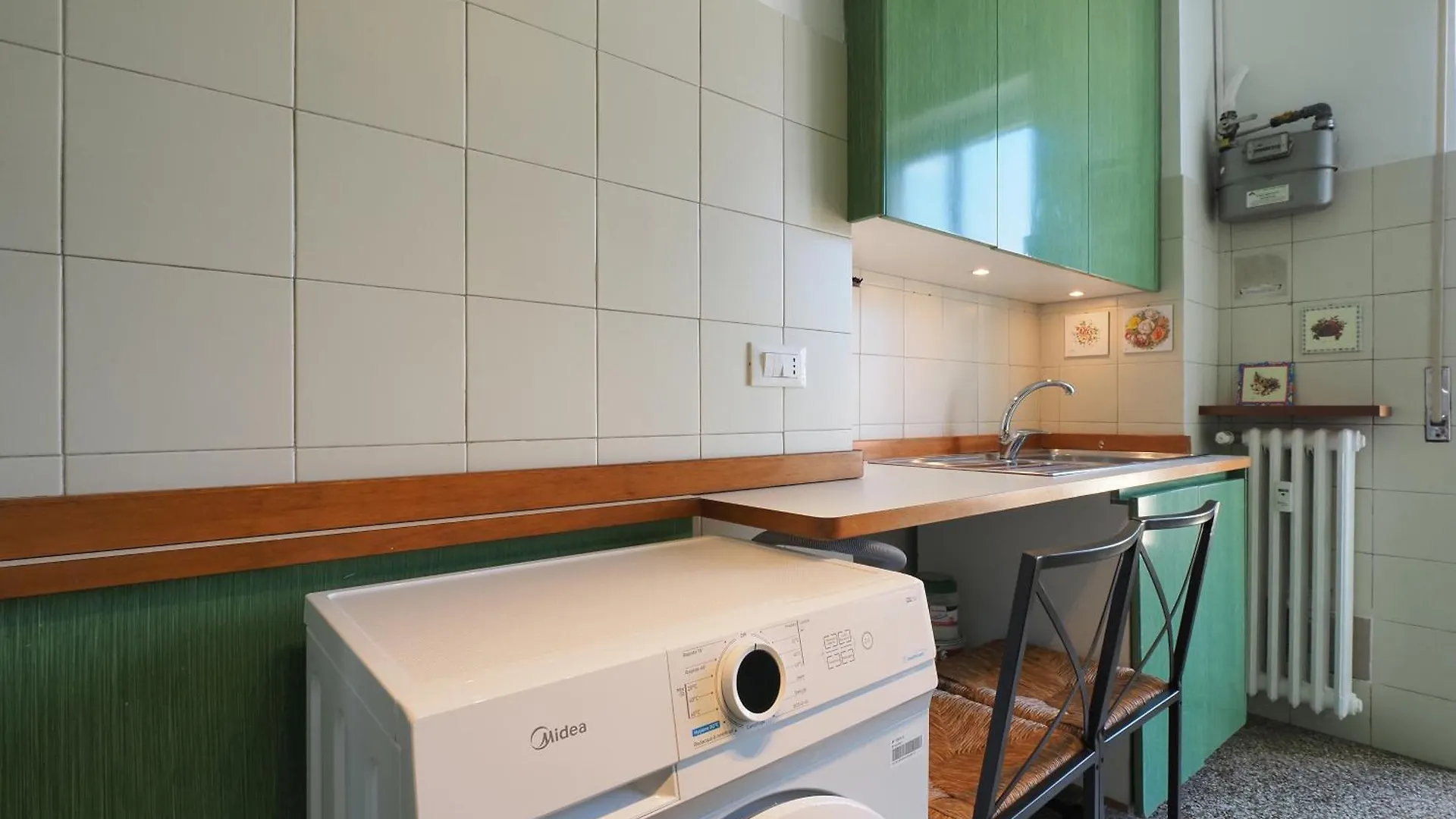 Elegant Moscova Apt Милан Италия
