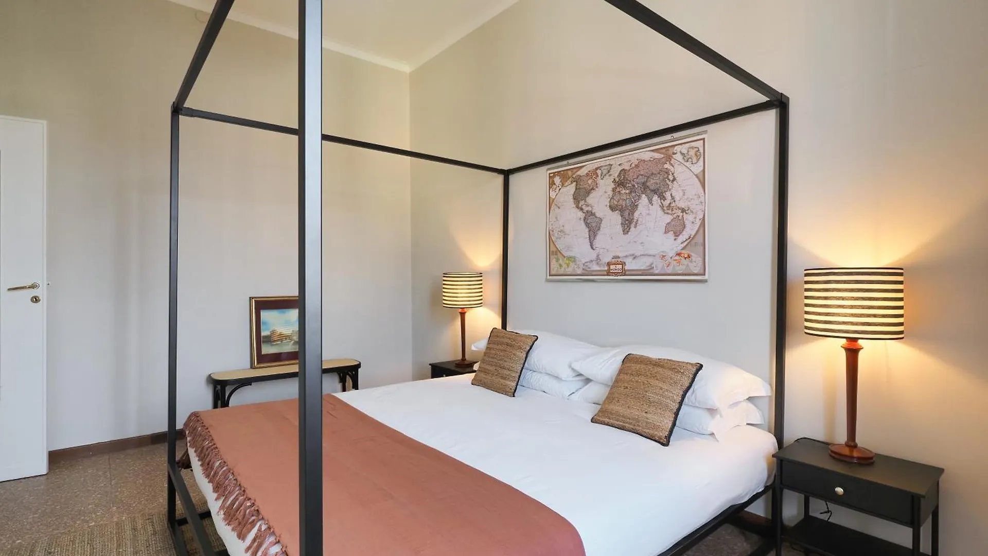 Elegant Moscova Apt Milan Apartment